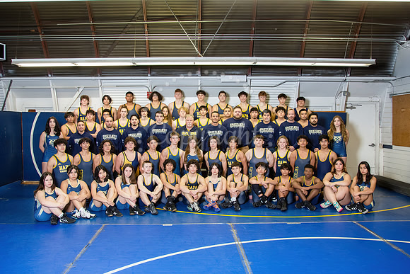 9T4A0110-wrestling